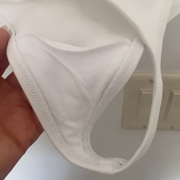 Babaton thing one piece - Picture 4 of 4